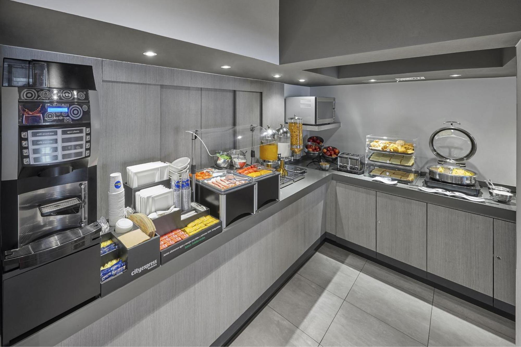 City Express Junior By Marriott Ciudad De Mexico Sullivan 외부 사진
