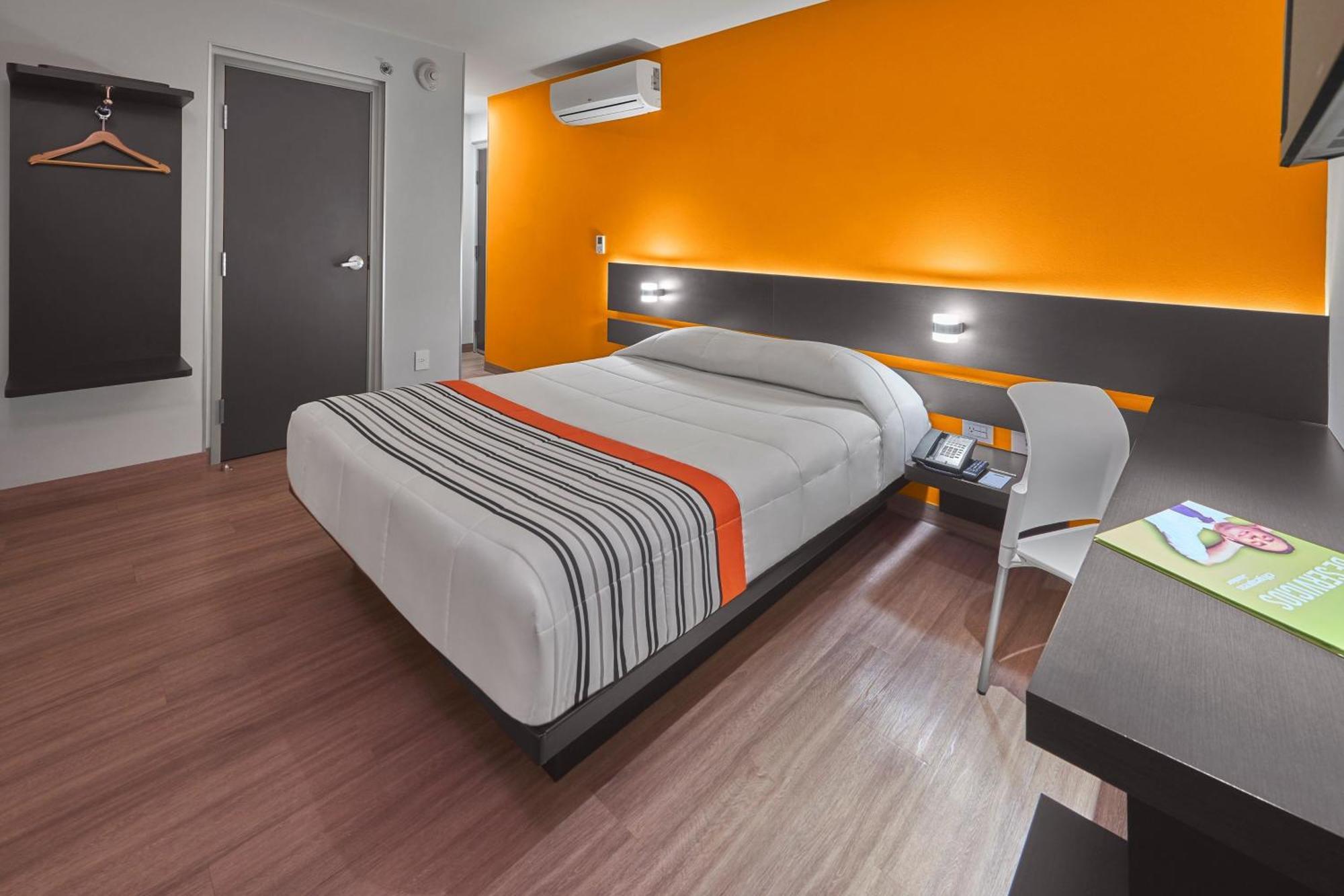 City Express Junior By Marriott Ciudad De Mexico Sullivan 외부 사진