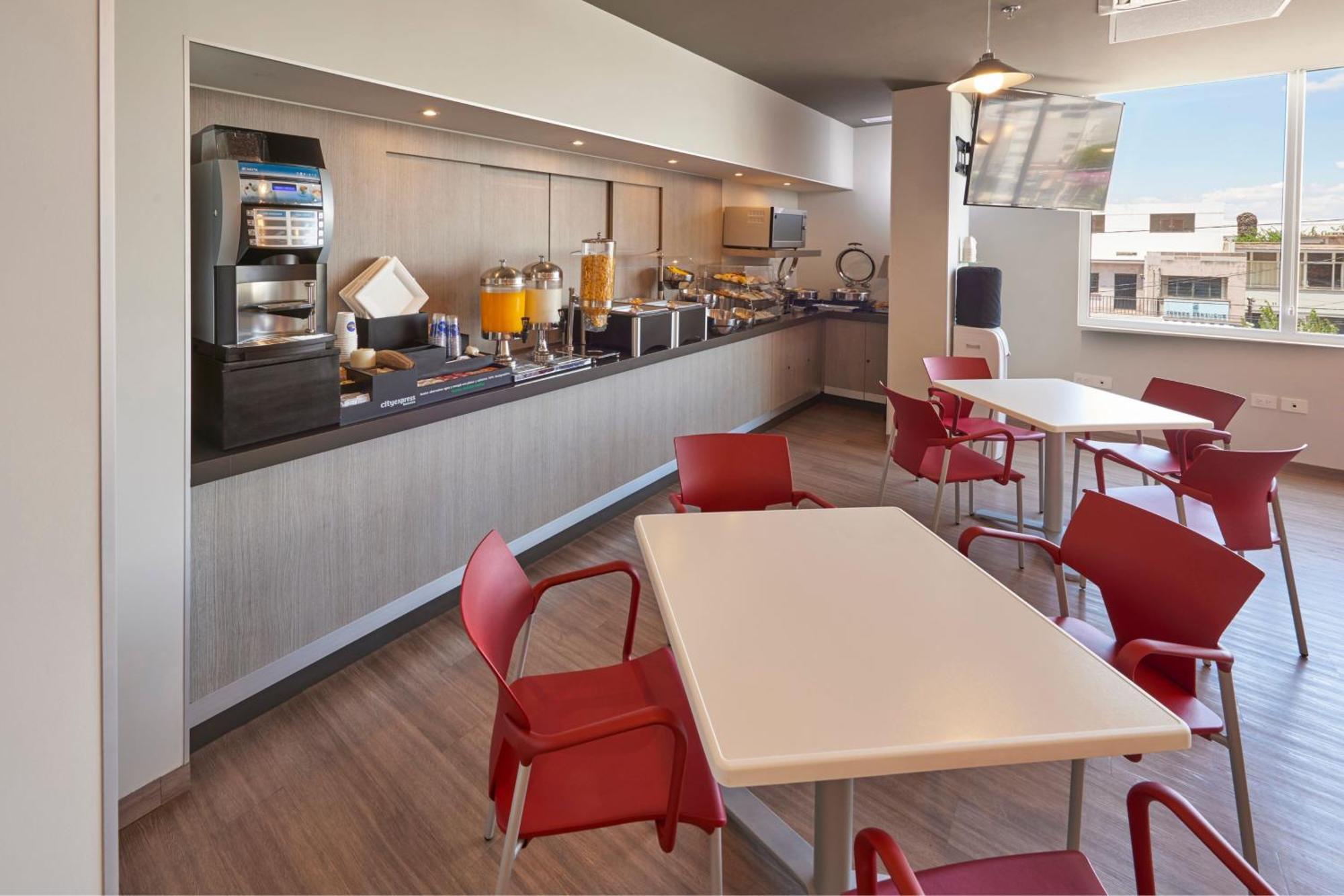 City Express Junior By Marriott Ciudad De Mexico Sullivan 외부 사진